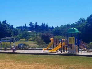 Freeland Park Playground photo by Si Fisher