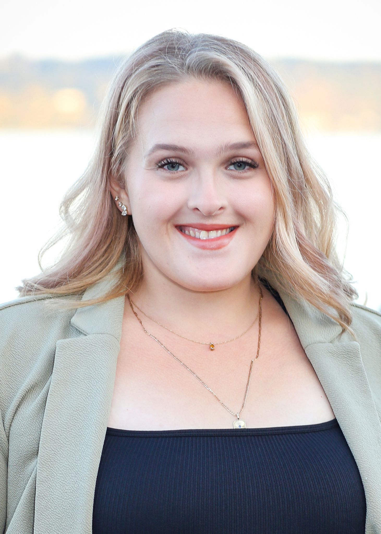 Profile Pic Sarah Stone